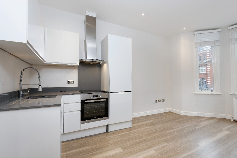 Randolph Avenue, London, W9