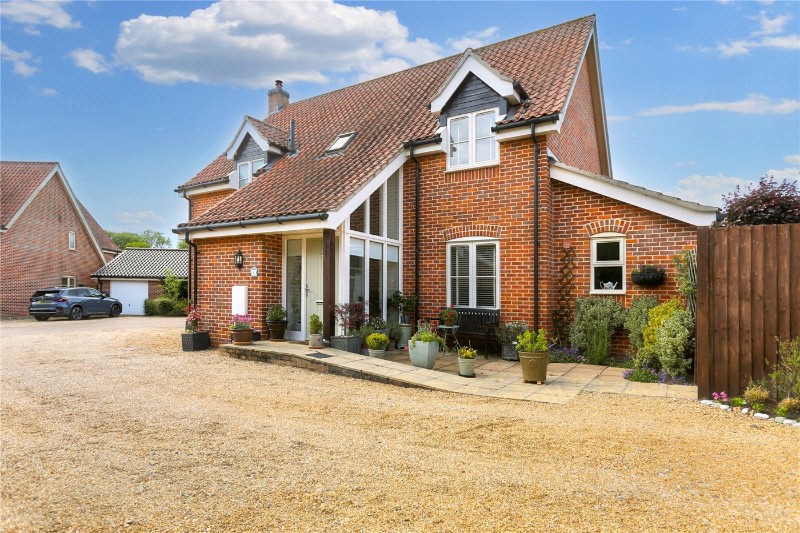 Glebe Close, Wreningham, Norwich, Norfolk, NR16