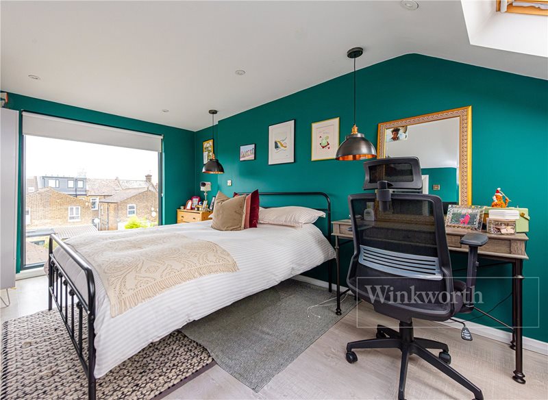 Bathurst Gardens, London, NW10