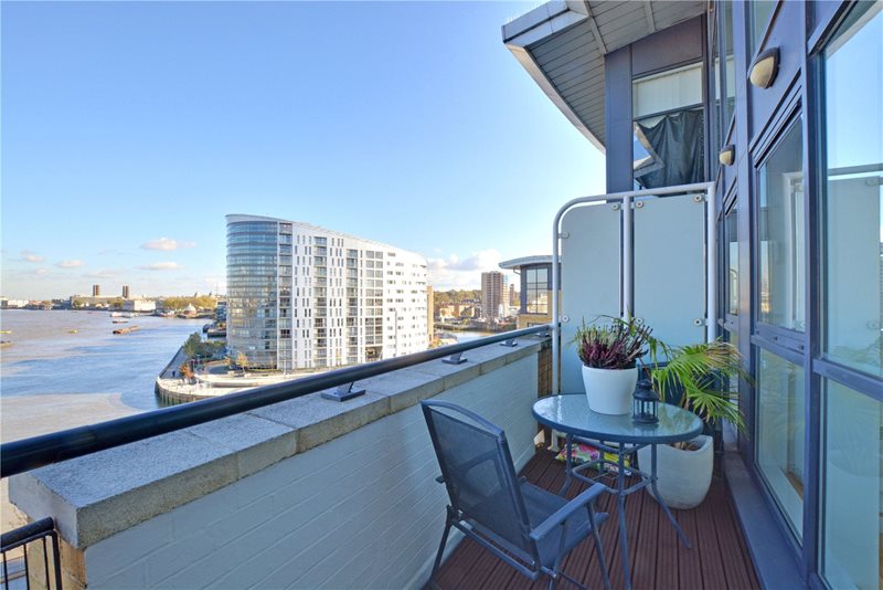 Greenfell Mansions, Glaisher Street, Greenwich, London, SE8