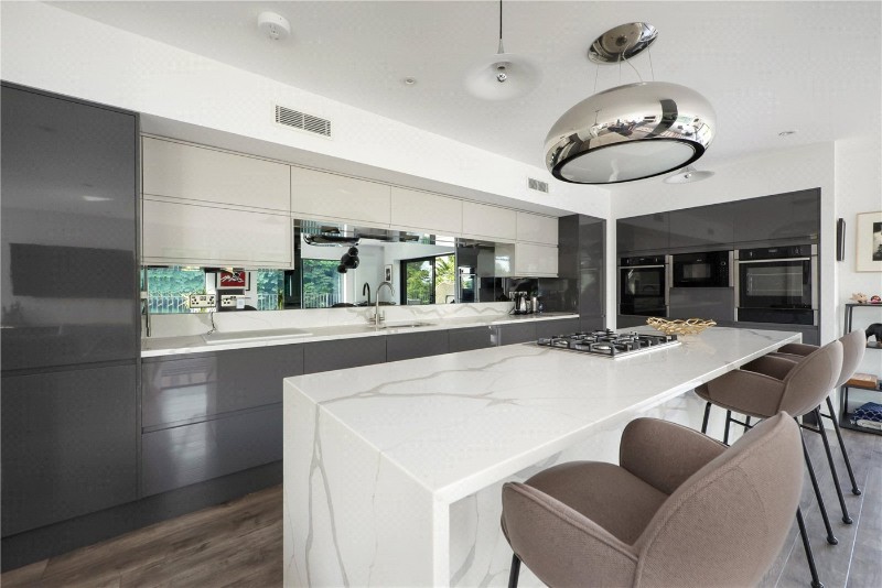 Cliff Road, Hythe, Kent, CT21