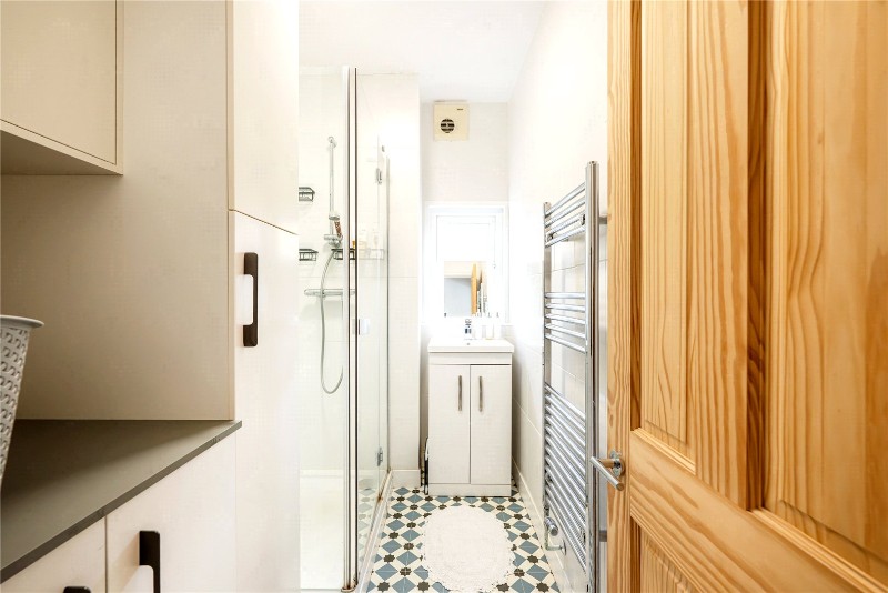Kelfield Gardens, London, W10