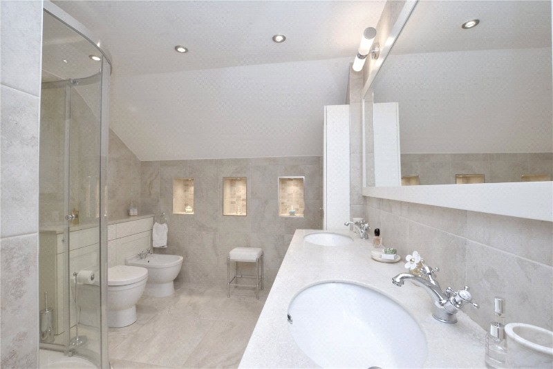 Shooters Hill Road, Blackheath, London, SE3