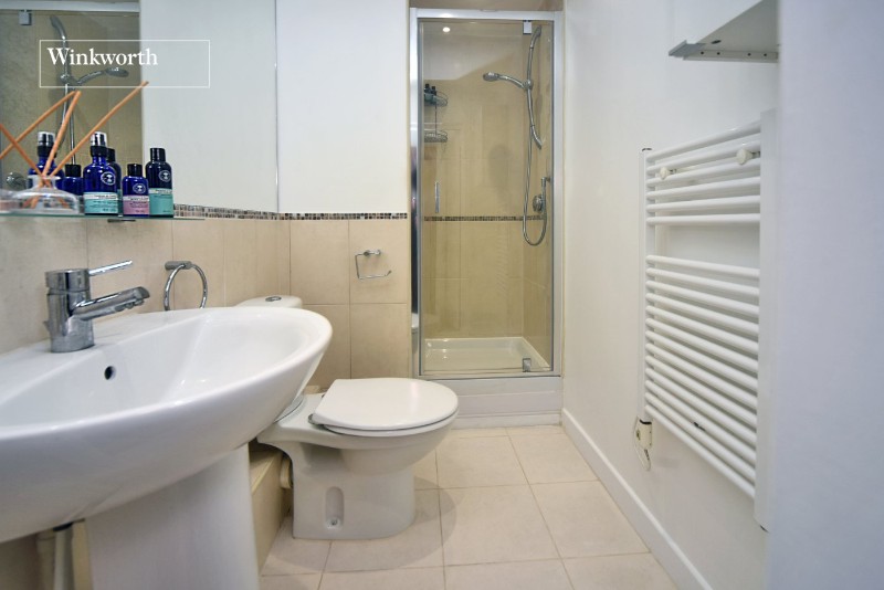 Overton Road, Sutton, SM2