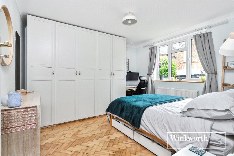 Warwick Road, New Barnet, EN5