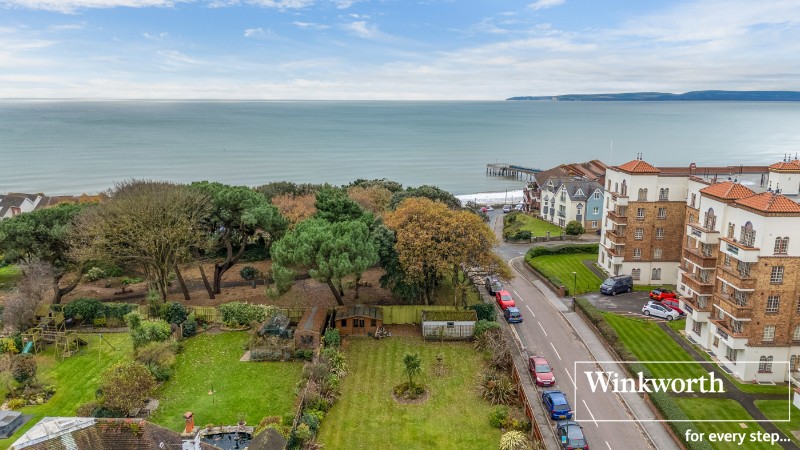 Boscombe Cliff Road, Bournemouth, Dorset, BH5