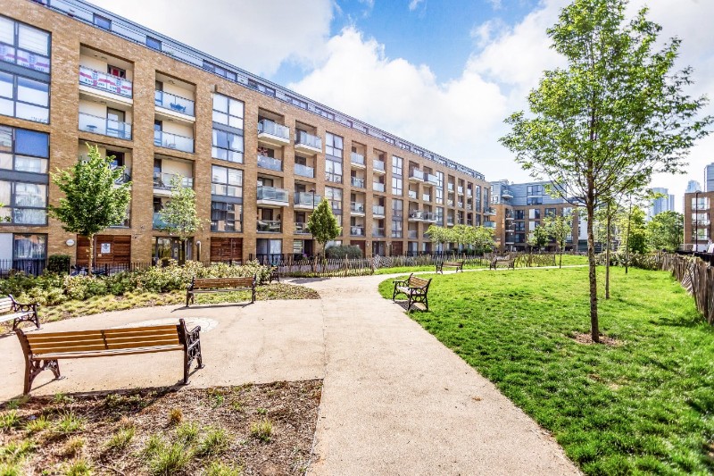 Canalside Square, London, N1