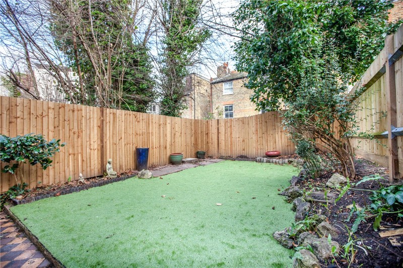 Milton Avenue, London, N6