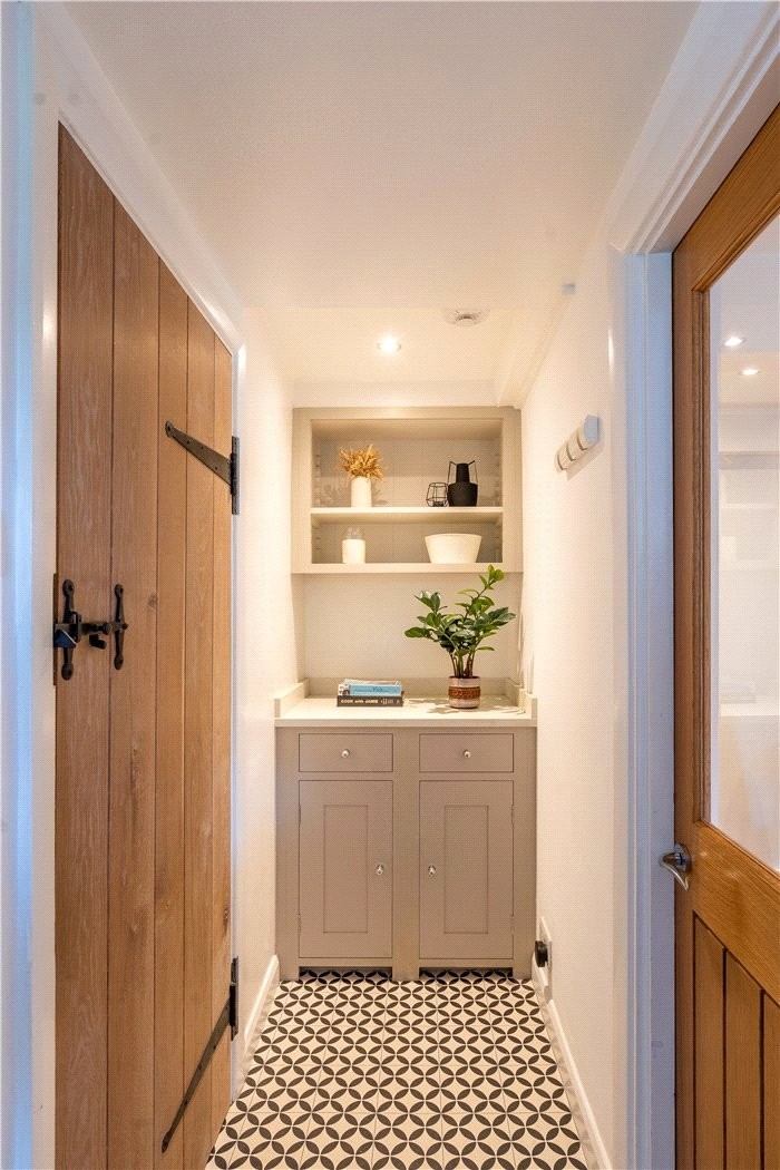 Mount Ephraim Road, London, SW16