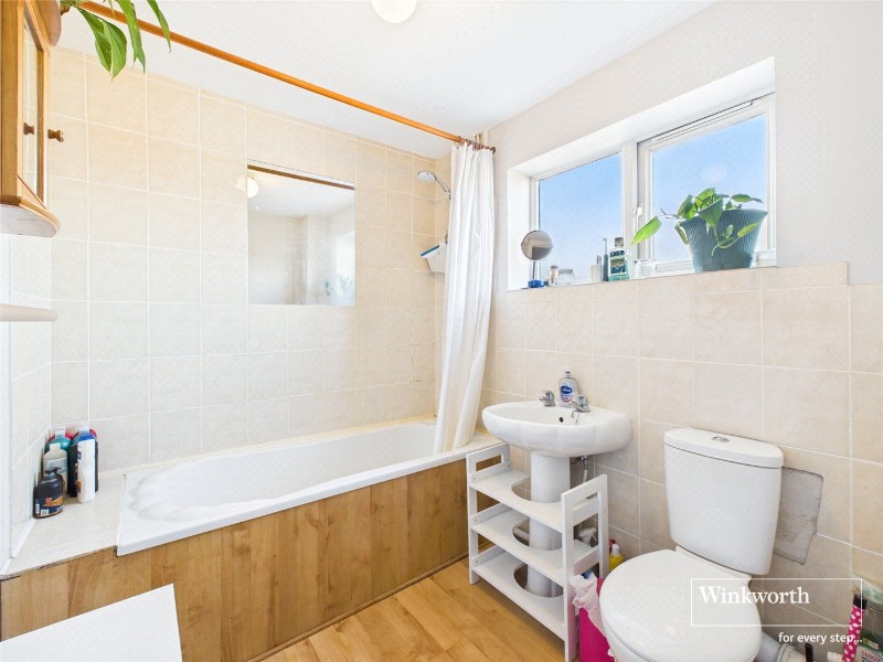 Walton Way, Newbury, Berkshire, RG14