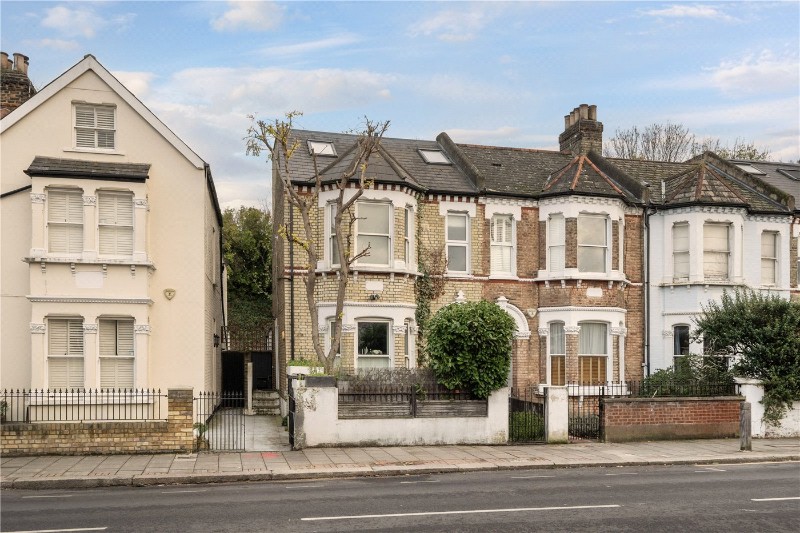 Earlsfield Road, London, SW18