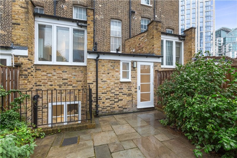 Wandsworth Road, London, SW8