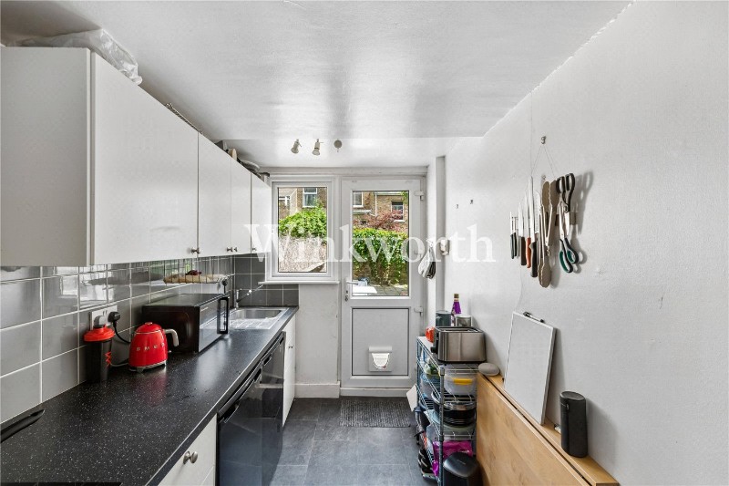 Finsbury Park Road, London, N4