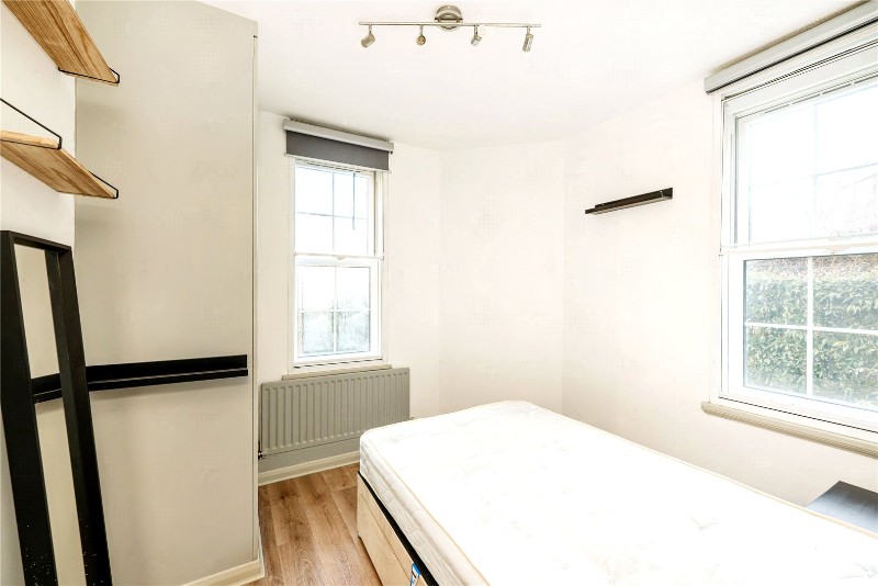 Southern Row, London, W10