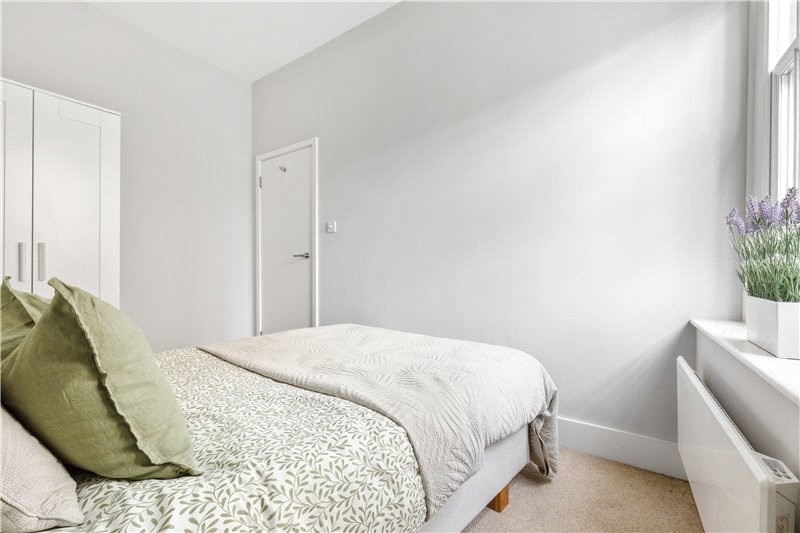 Kennington Road, London, SE11