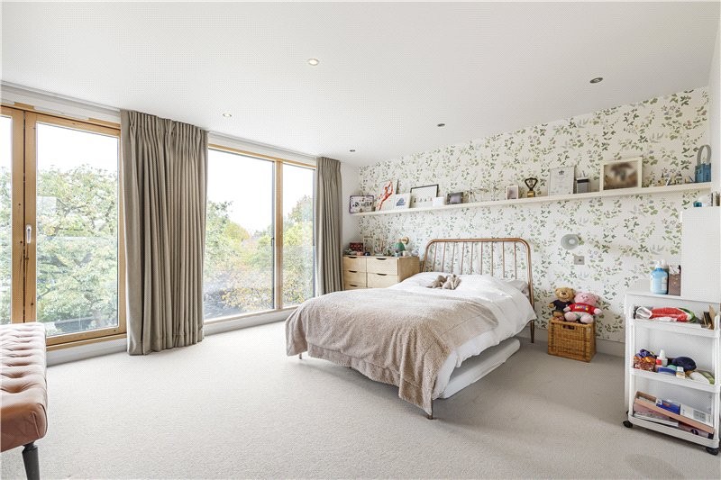 Lowther Road, Barnes, London, SW13