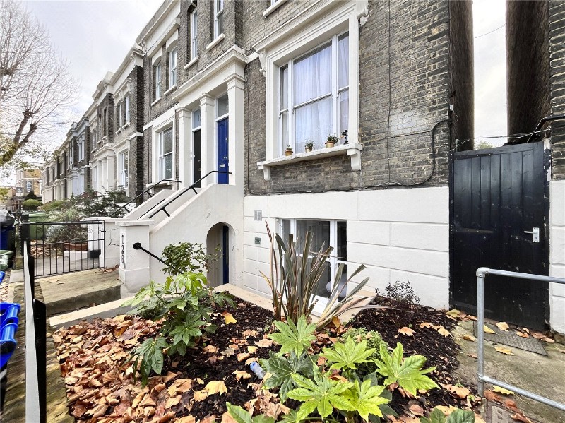 Southwark Park Road, London, SE16