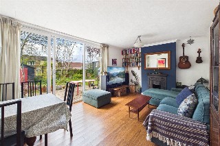 Ewen Crescent, London, SW2