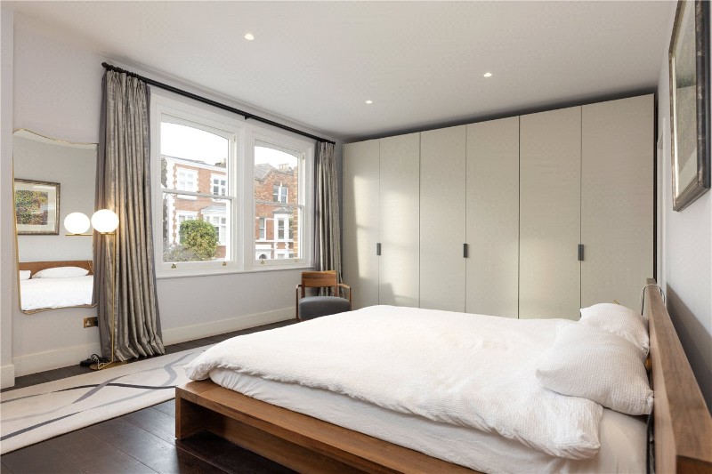 Burstock Road, London, SW15