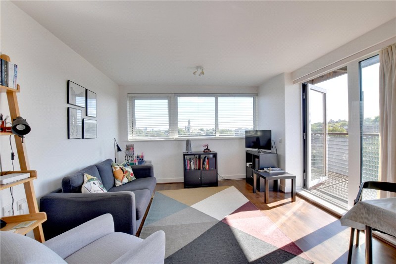 25 Tarves Way, Greenwich, London, SE10