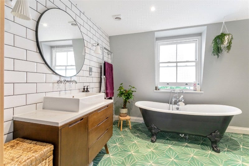 Sandbrook Road, London, N16