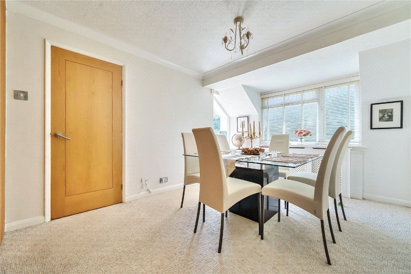 The Meadows, Churt, Farnham, Surrey, GU10