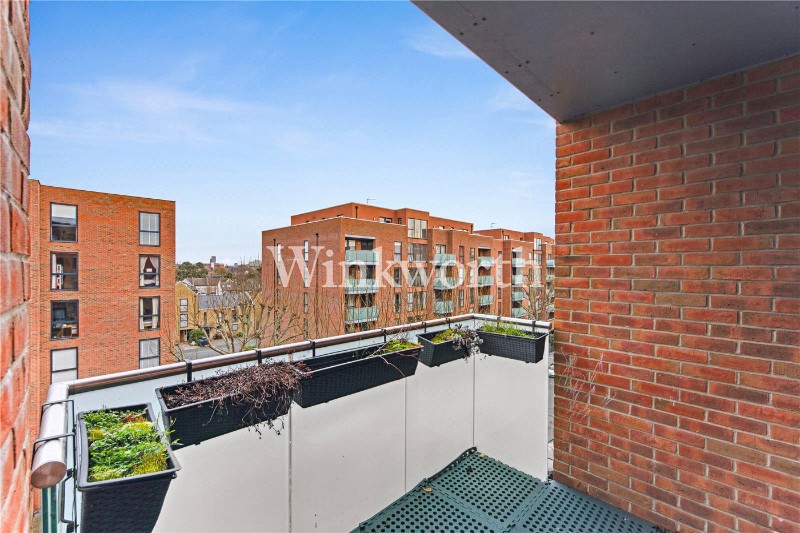 Dovetail Place, London, N15