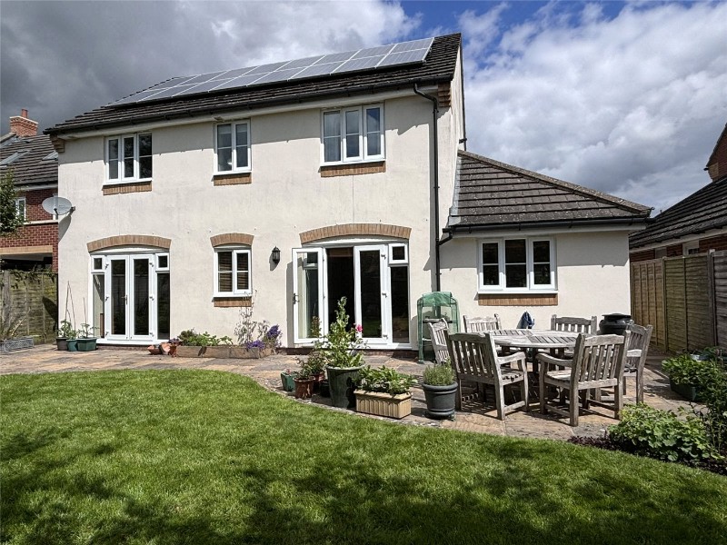 Fruitfields Close, Devizes, Wiltshire, SN10