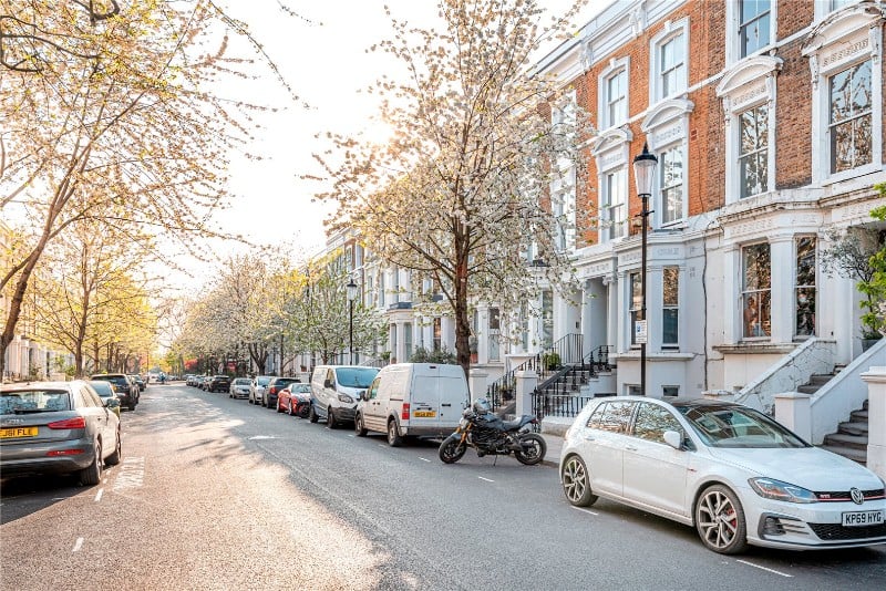 Chesterton Road, London, W10
