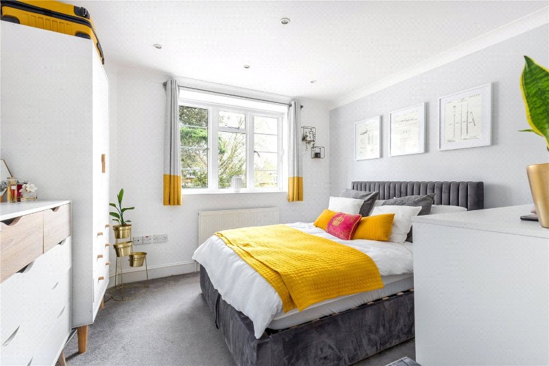 Beverley Gate House, 97 West Hill, London, SW15