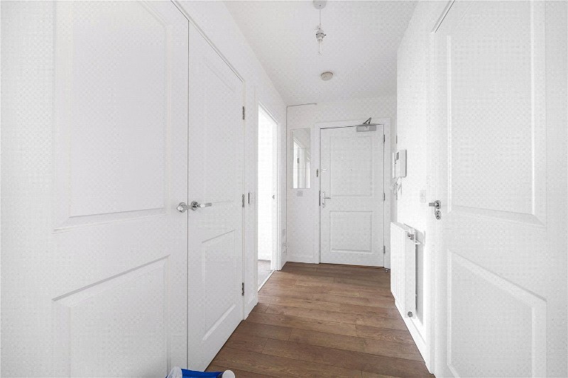 Jonzen Walk, London, E14