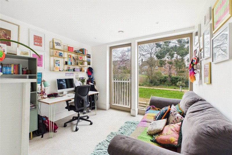 Thurlow Park Road, London, SE21
