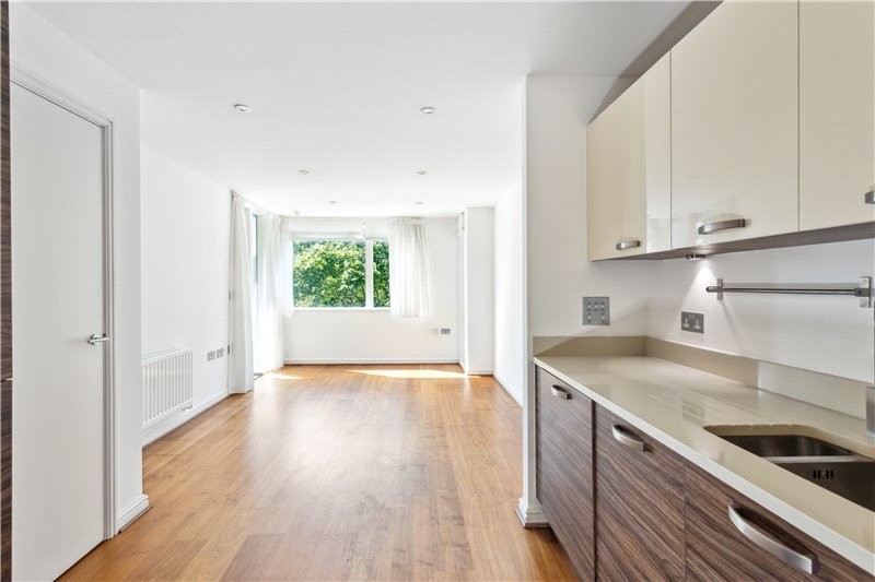 Boundary Lane, London, SE17