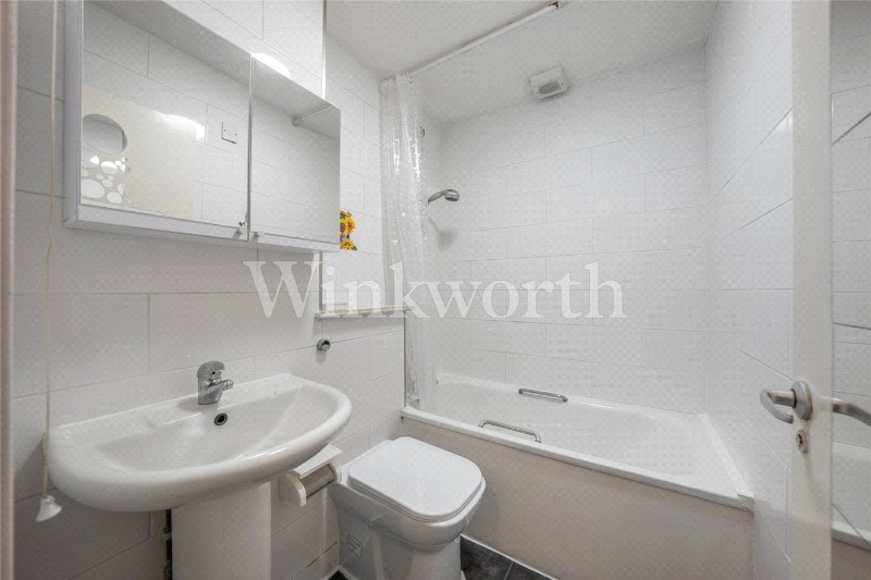 Woodvale Way, London, NW11