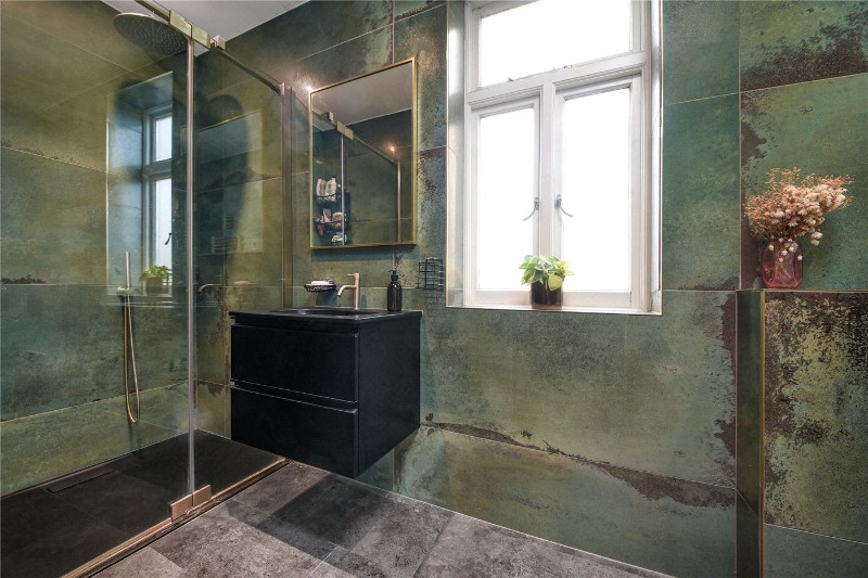 Knights Hill, West Norwood, London, SE27