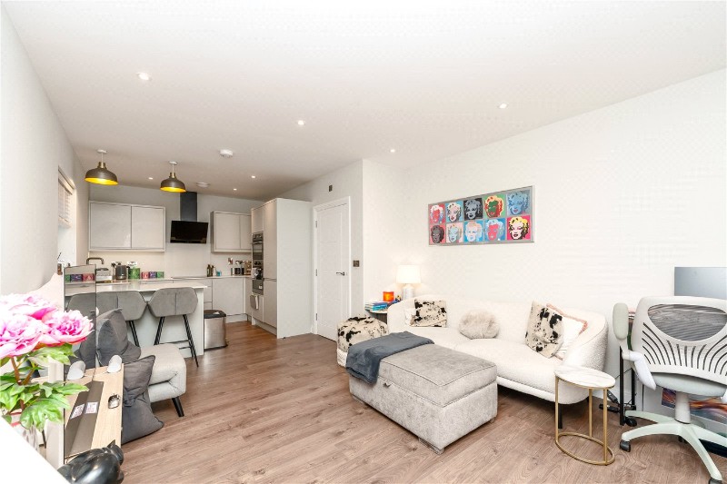 Springfield Lane, Weybridge, Surrey, KT13