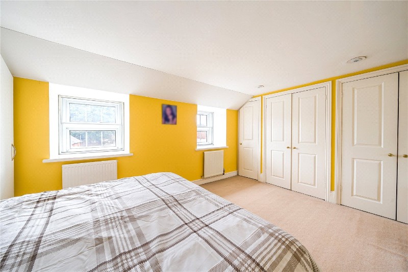 West Street, Farnham, Surrey, GU9