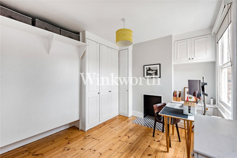 Leith Road, London, N22