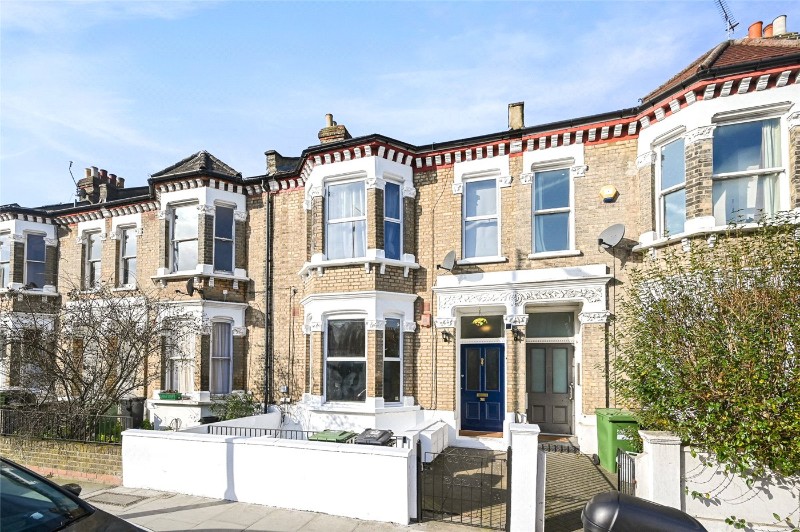 Bloemfontein Road, London, W12