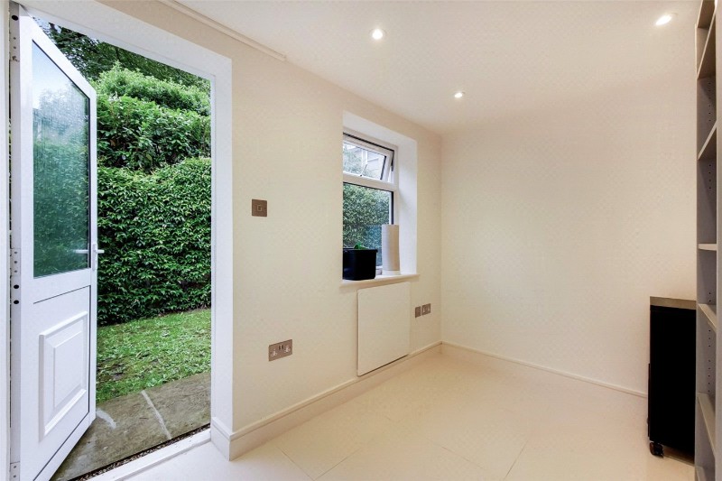 Court Close, St John's Wood Park, St John's Wood, London, NW8