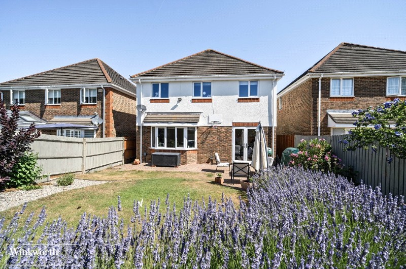 Schroeder Close, Basingstoke, Hampshire, RG21