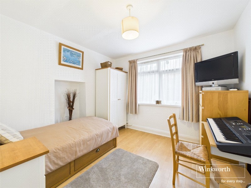 Holders Hill Gardens, London, NW4