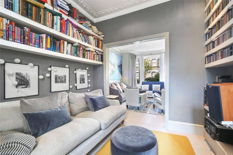 Arminger Road, London, W12