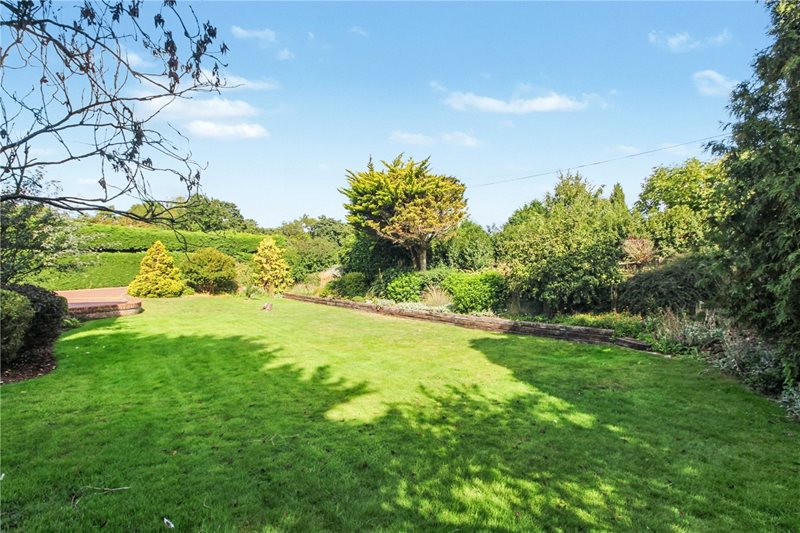 Ferry Road, Surlingham, Norwich, Norfolk, NR14