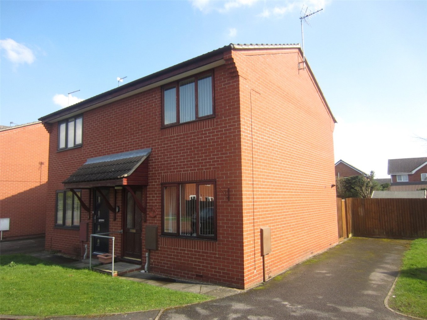 2 bedroom property for sale in Centenary Close, New Balderton, Newark