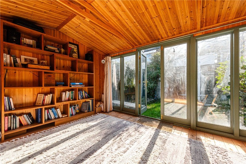 Burrows Road, London, NW10