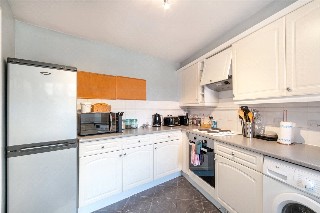 Macmillan Way, London, SW17