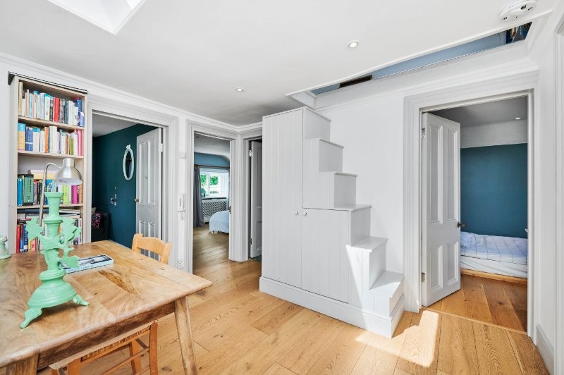 Lonsdale Road, Barnes, London, SW13