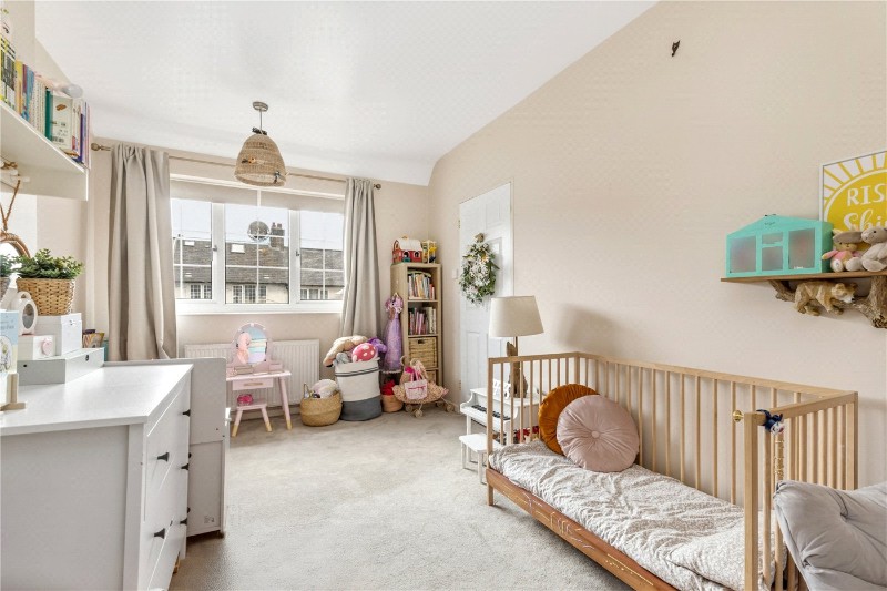 Topsham Road, London, SW17