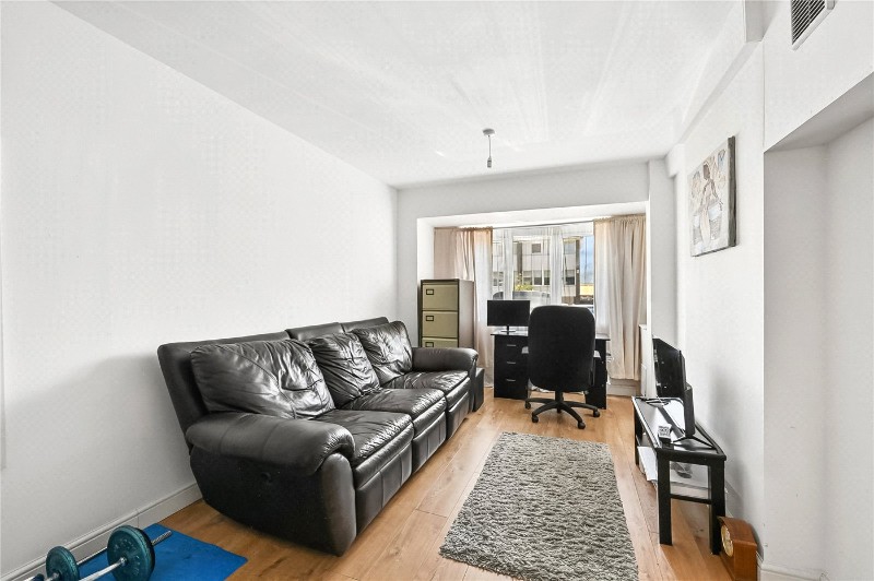 Mead Way, Bromley, BR2